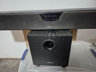 Pioneer sound bar w/bass speaker
