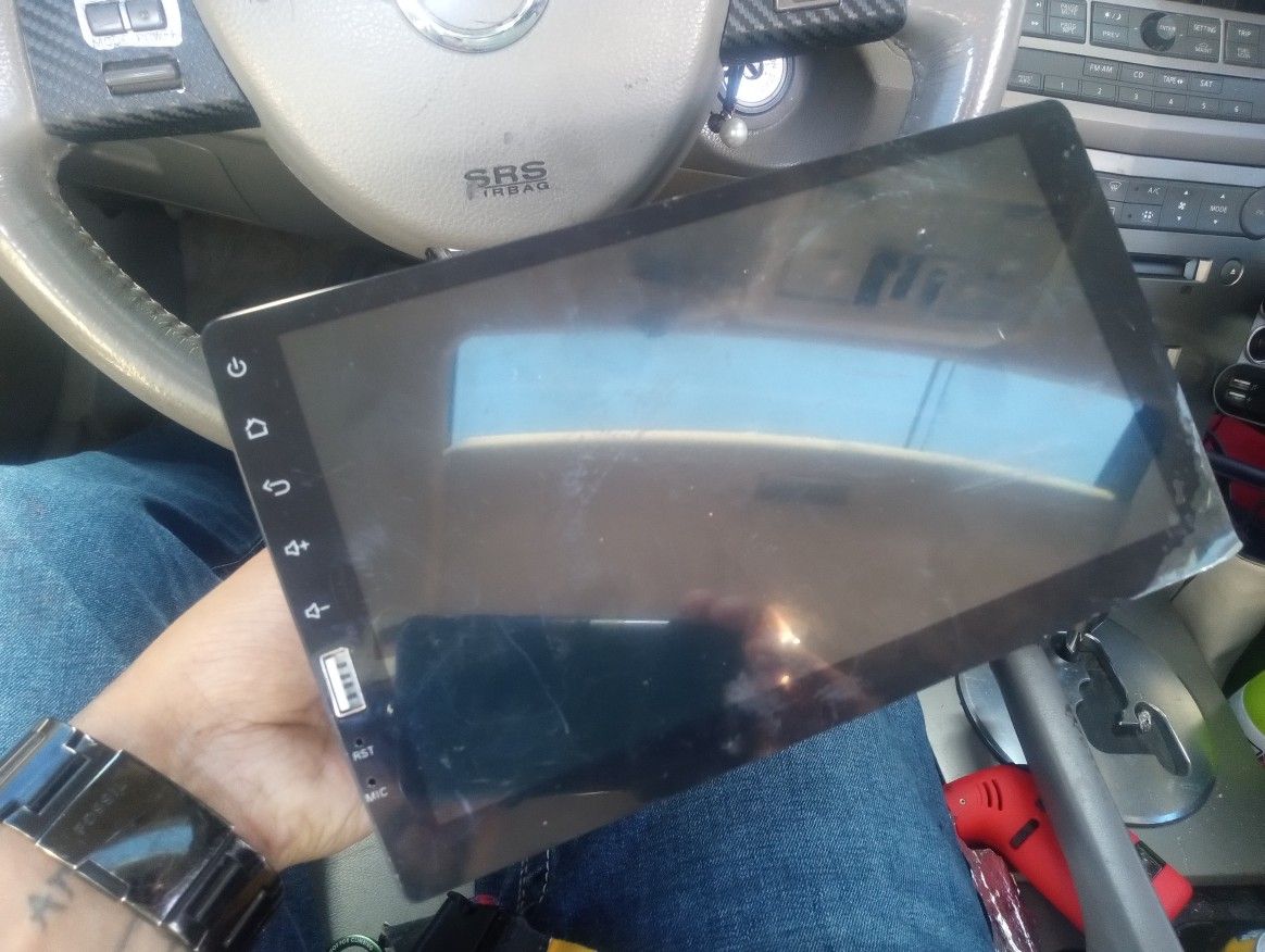 Single Din Touchscreen