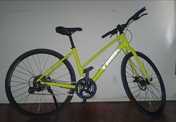 Trek Hybrid Bike Neon Yellow