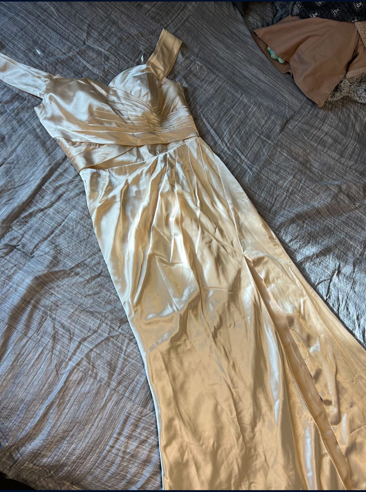 Champagne Bridesmaid/Cocktail Dress Size. 12