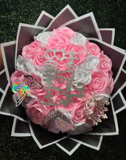 30 Count Eternal Rose Bouquet 