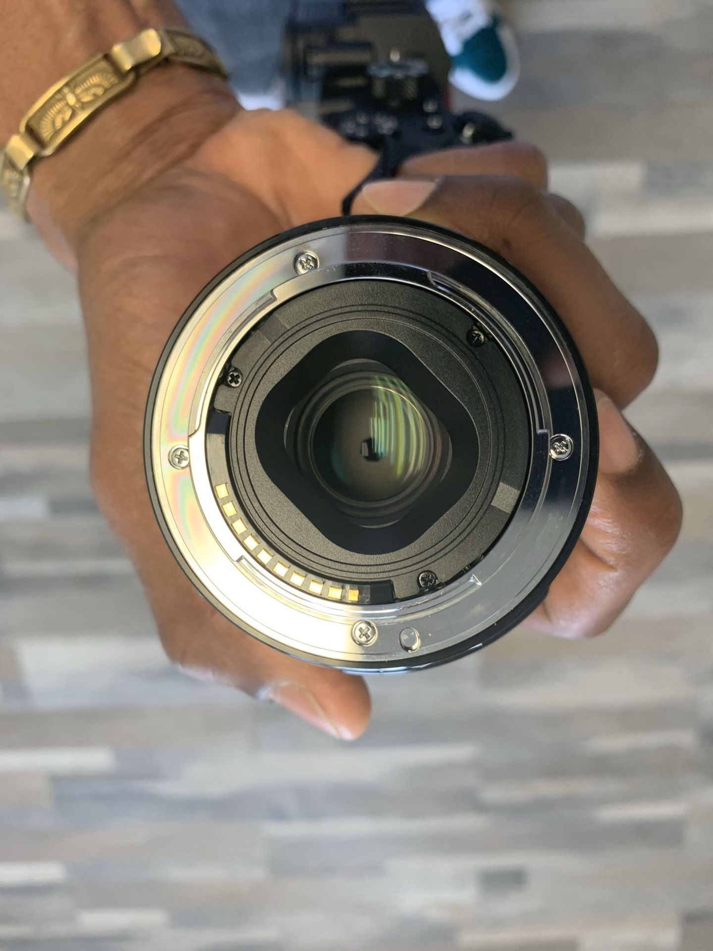 Sony 35 mm F1.8 E-Mount camera lens