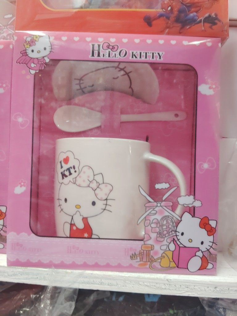 Hello Kitty Tea Set