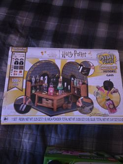 MGA's Miniverse Make It Mini Potions Class Harry Potter Mini Collectibles