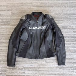 Dainese women leather jacket 42 perforated