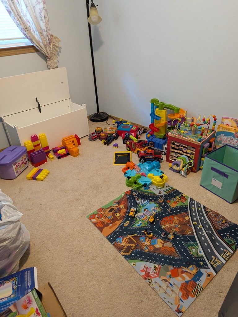 Great Toy Box And Many Toys In Great Shape. Must Take All
