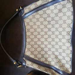 Authentic Gucci Purse NOT NEGOTIABLE 