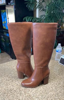 Unisa women’s boots size 6