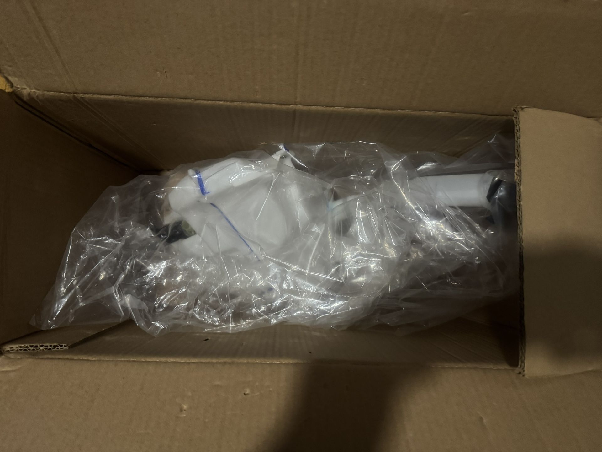 Mazda Cx30 - washer fluid reservoir