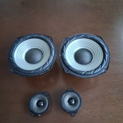 ONN Portable Party Bluetooth Party Speakers 5" 2om 40w & 2" 8om 10w