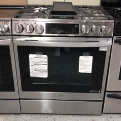 New Open Box Lg Gas Stove Range 30”Wide In Stainless Steel 