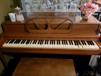 Lester Piano