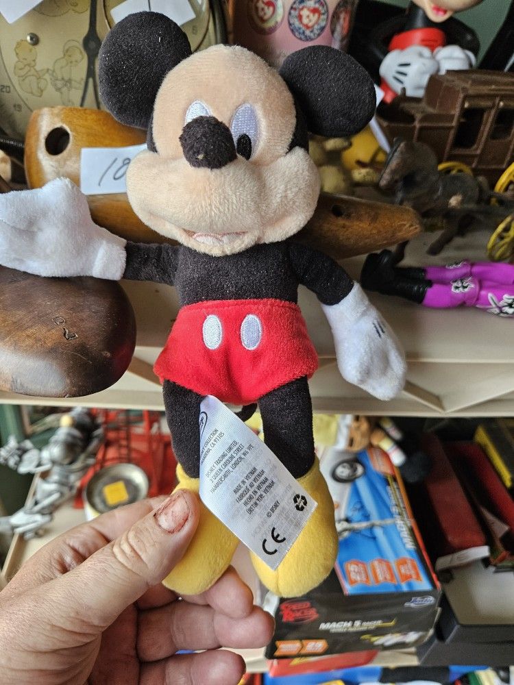 Mickey Mose Disney Beanie Type