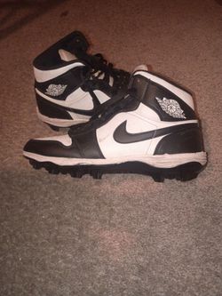 Air Jordan cleats