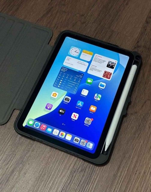 iPad Mini A17 Pro 128GB With Extra Case And Pencil