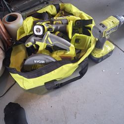 Robin Tools. New At Christmas 