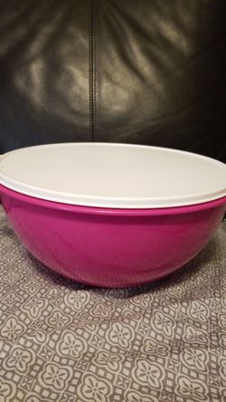 Tupperware Bowl