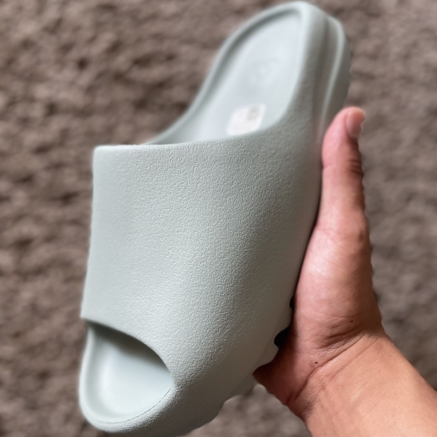 Yeezy Slide | Salt | Size 8 Yeezy Slides  main image 4