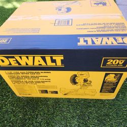 DEWALT 20V Miter Saw Kit