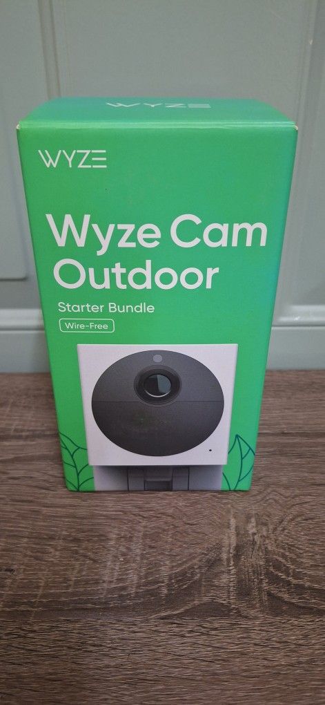 Wyze Cam Outdoor Starter Bundle 1080p HD Indoor Outdoor Wire-Free