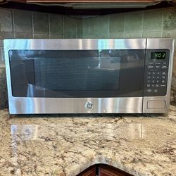 GE Countertop Microwave oven - 800 watt
