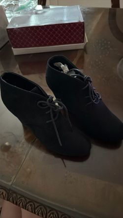 SHOES sz 6 1/2