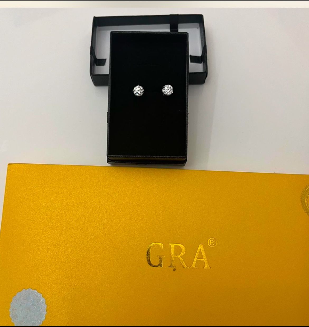 Gra Certified Earrings