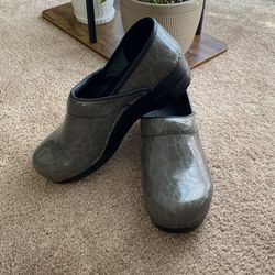 Sanita Medical Professional Clogs