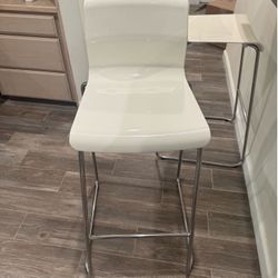 Set of 2 Modern White Barstools