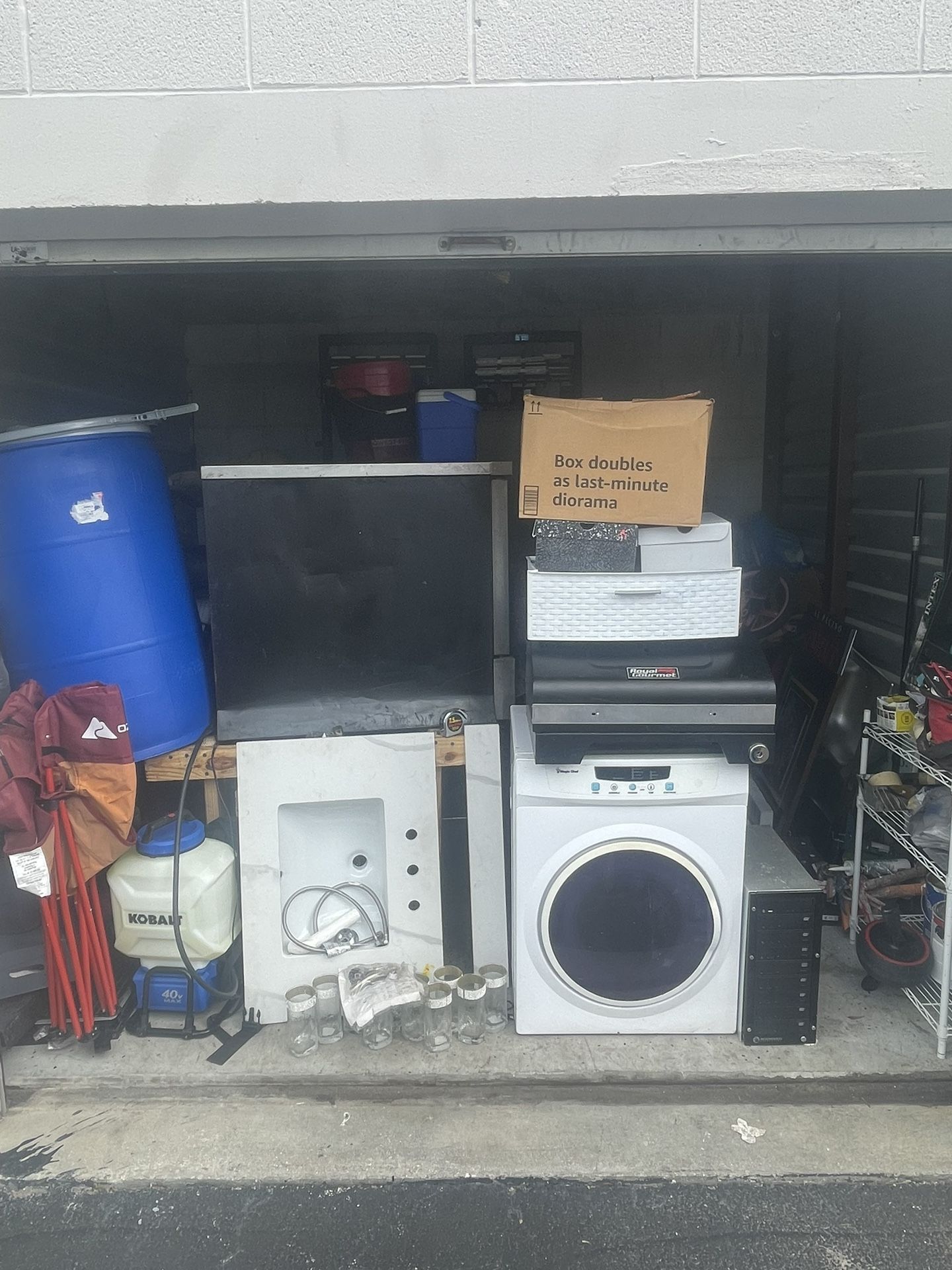 Storage unit