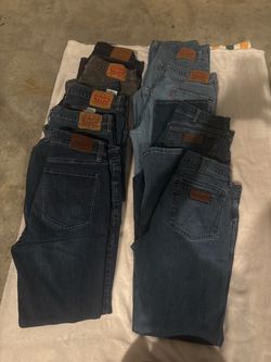 Levi’s / Wrangler jeans