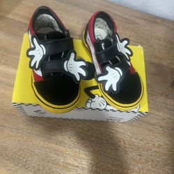 Mickey Mouse Vans Size Toddler 6