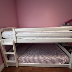 Twin Bunk Bed With Mattresses 