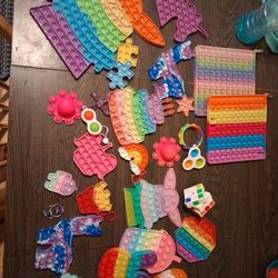 27 Pc Pop Figdet Lot