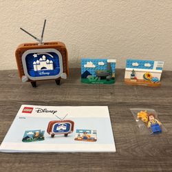 Lego #40774 Disney Classic Animation Scenes Woody Simba Lion King Vintage TV GWP