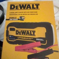 DeWalt Heavy Duty 2500pk Amp Truck/Car Jumper