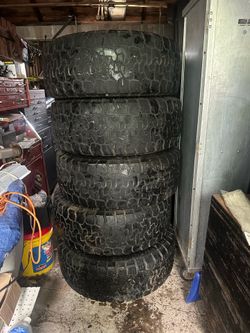 AMP A/T  P Tires