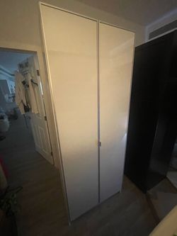 IKEA Billy Hogbo Bookcase with Frosted Glass White