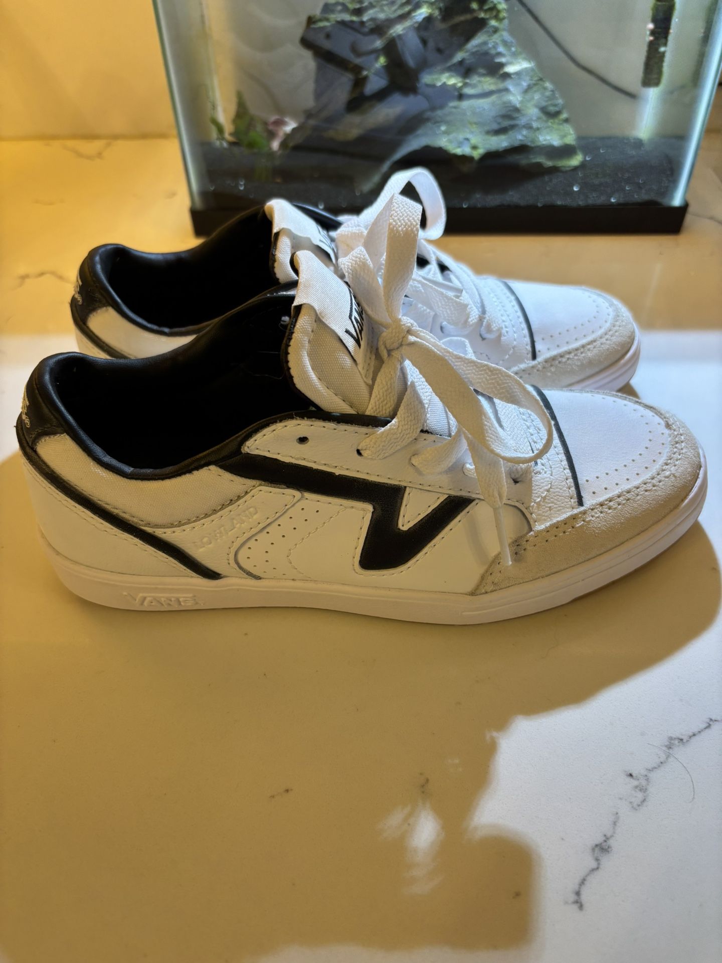 BRAND NEW - VANS Comfy Cush