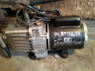 JB Industries Platinum 5CFM vaccuum pump