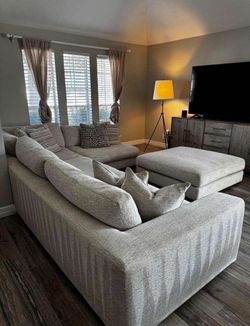 Sectional couch