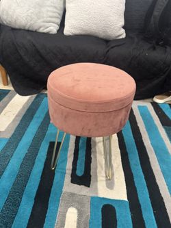 Round Storage Ottoman