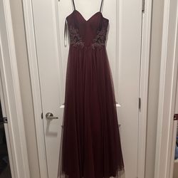 Size 2 burgundy prom/formal dress