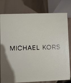 Michael Kors Watch Box