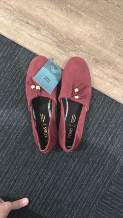 Brand New Toms Size 7.5