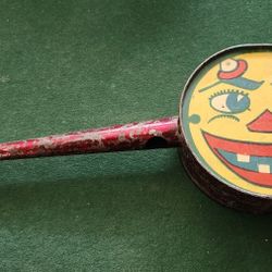 Vintage 1930s T Conn Halloween Rattle Head Horn Noisemaker