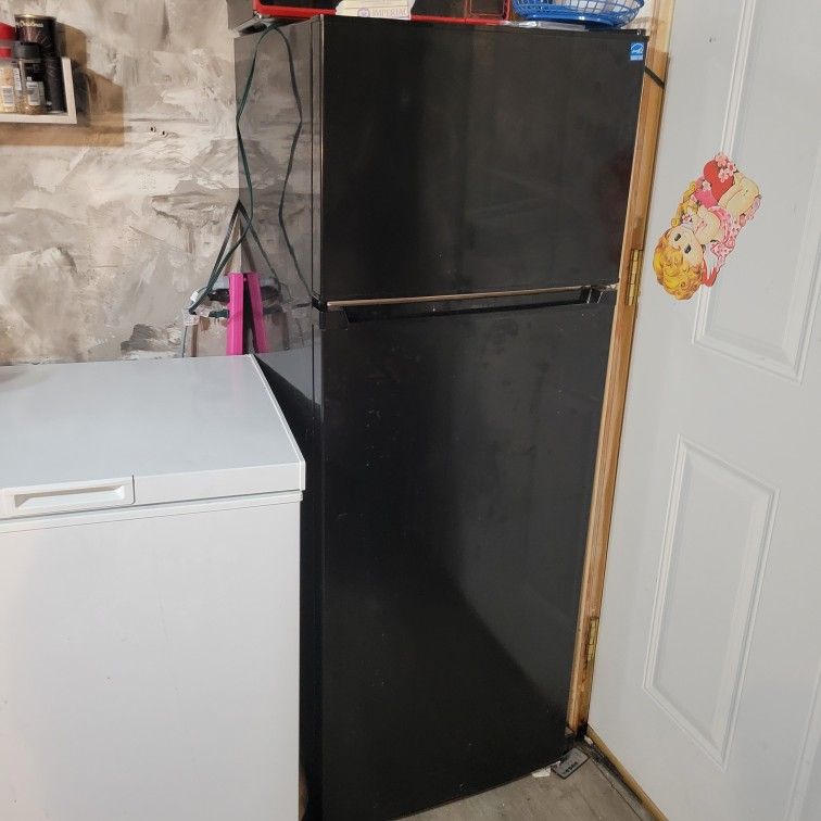 smaller fridge and 5 cu ft chest freezer 4 months old
