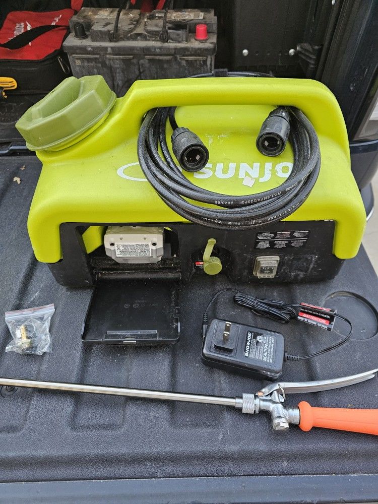 Cordless Portable Sink/Shower Spray Washer