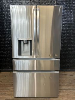 LG REFRIGERATOR w/WARRANTY! R3332A