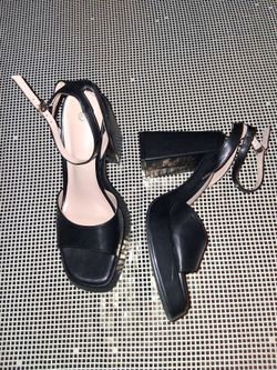Platfotm heels sz 8.5 new